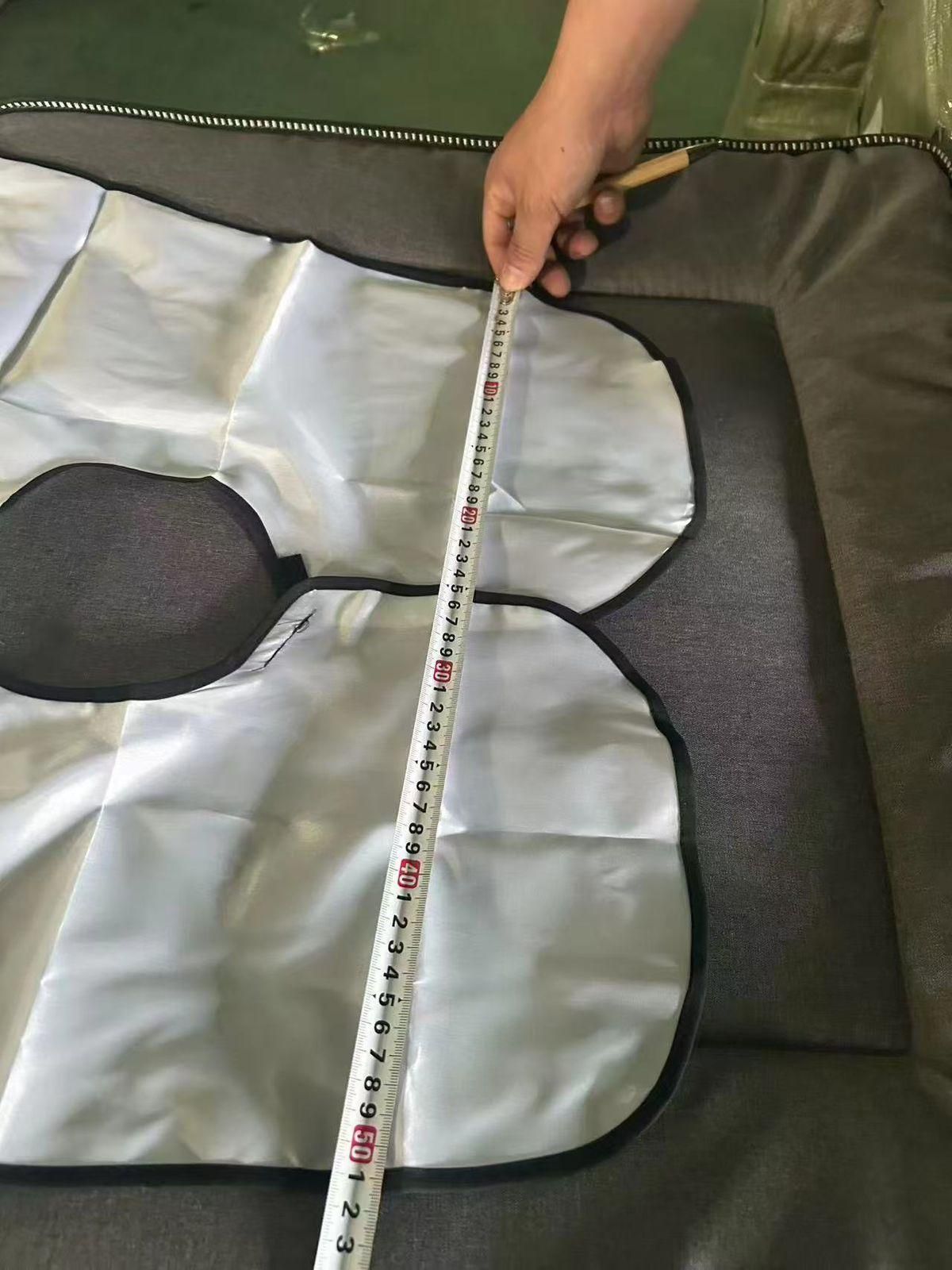 No-Mess Beard Grooming Cape